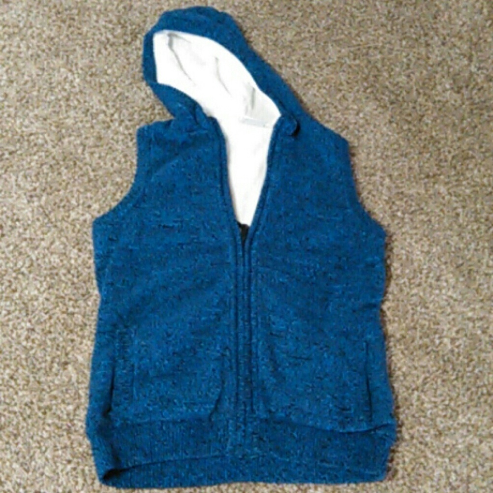 Denim and company sweater vest